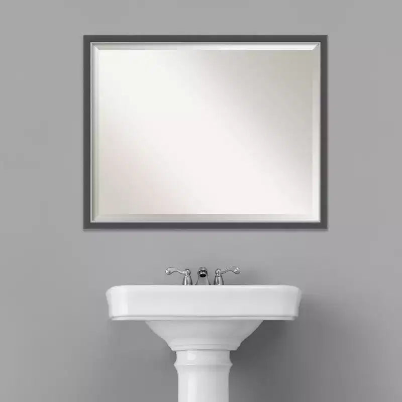Miroir mural de salle de bain à cadre fin Eva, 30"x 24", noir/argent, rectangulaire moderne, biseauté, mural