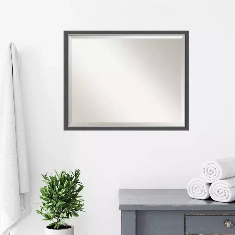 Miroir mural de salle de bain à cadre fin Eva, 30"x 24", noir/argent, rectangulaire moderne, biseauté, mural