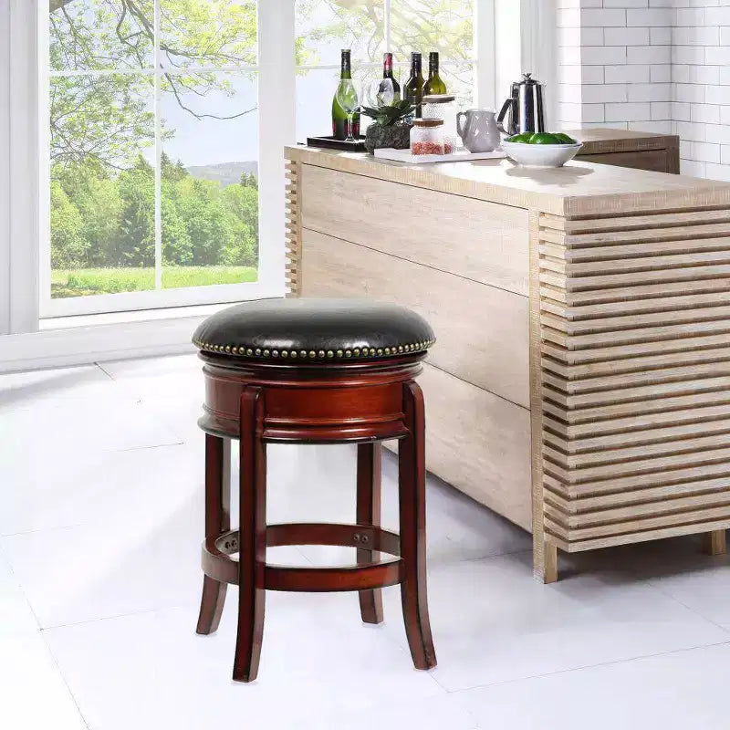 Tabouret de bar pivotant 24 po, similicuir brandy avec garniture cloutée
