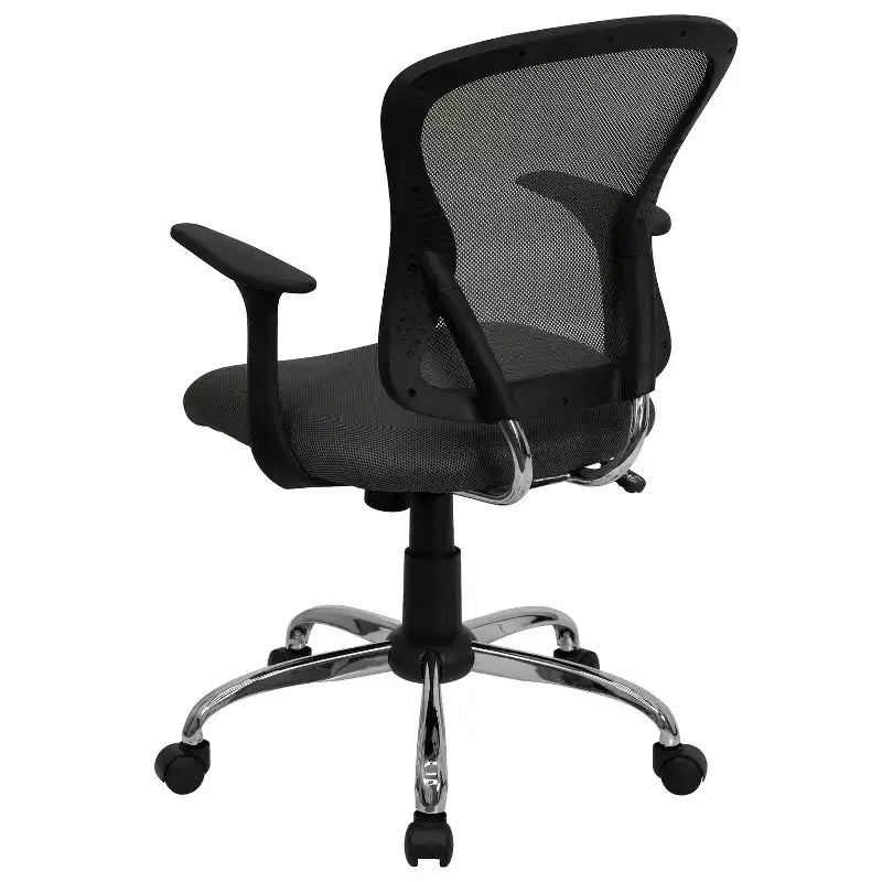 Chaise de bureau pivotante à dossier mi-haut en maille avec base chromée et accoudoirs