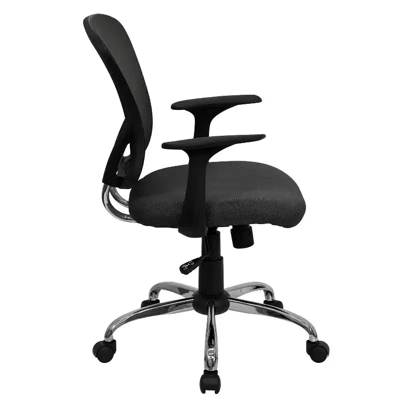Chaise de bureau pivotante à dossier mi-haut en maille avec base chromée et accoudoirs