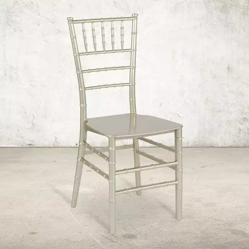 Chaise Chiavari empilable en résine de la série