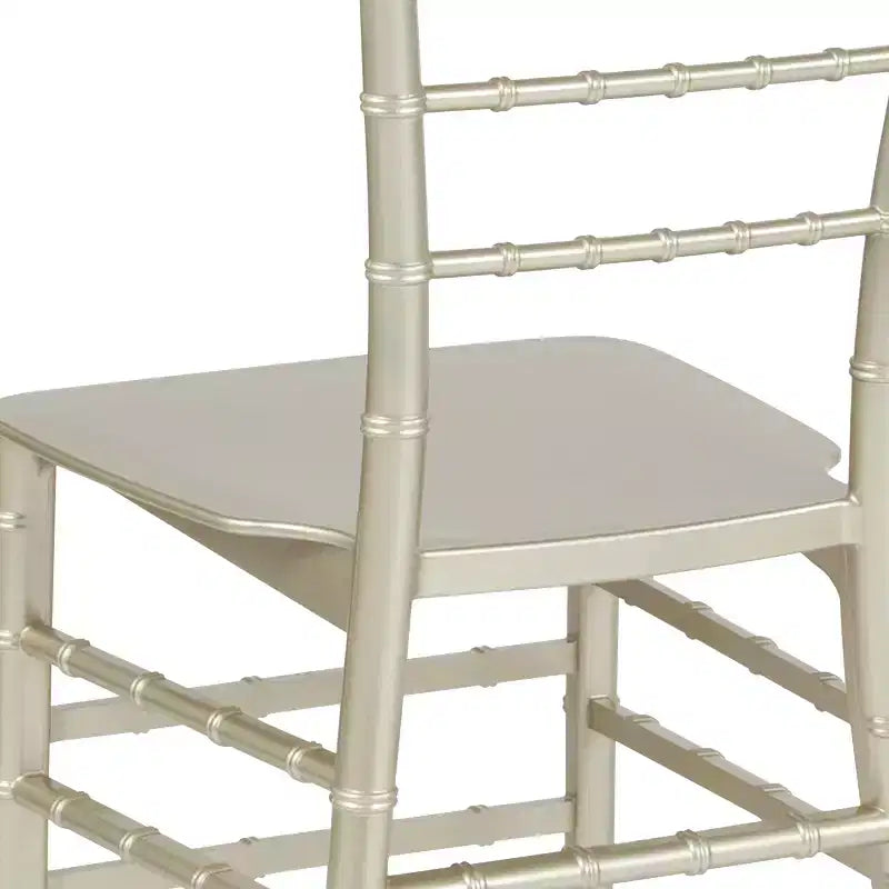 Chaise Chiavari empilable en résine de la série
