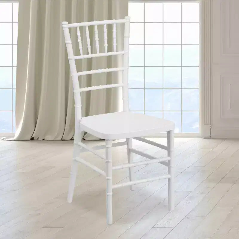 Chaise Chiavari en résine empilable pour mariage et événement