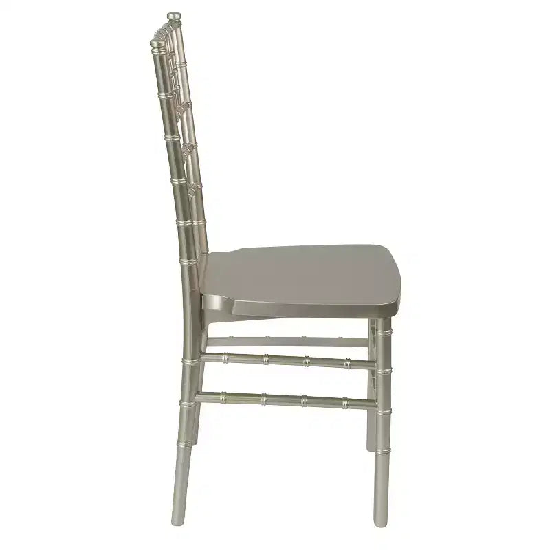 Chaise Chiavari en résine empilable pour mariage et événement